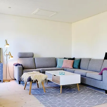 Two-bedroom In * Norre Nebel